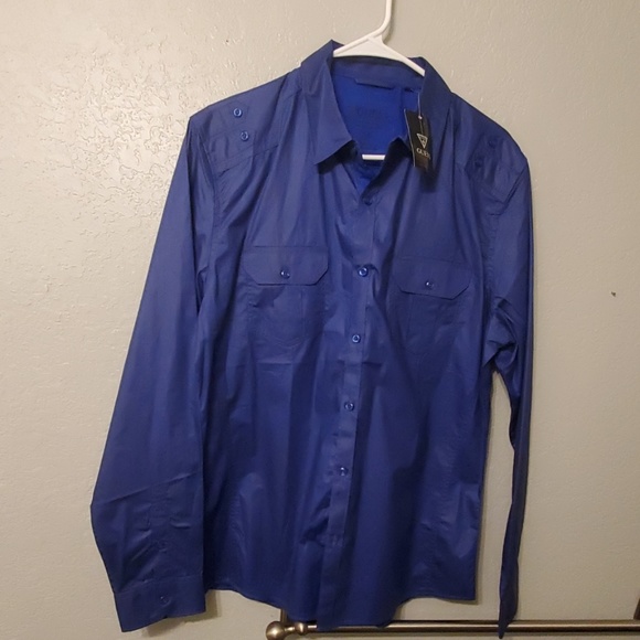 Shirt - Picture 3 of 4